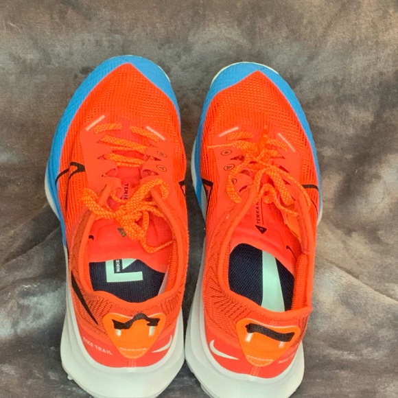 Nike react trail kiger size 10 - Picture 4 of 4